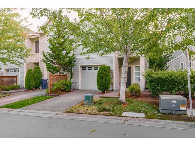 Building Photo - Amberglen Neighborhood 3 Bed 2.5 Bath Townhome w/ Garage, A/C, Washer & Dryer~ Convenient to ONPR...