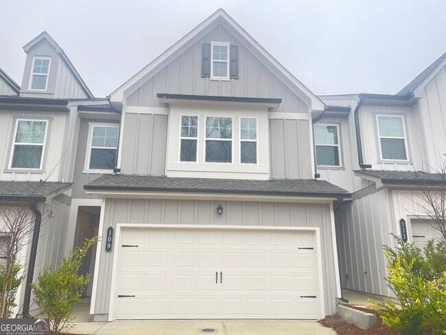 Building Photo - 109 Milledge Cmns Dr NE