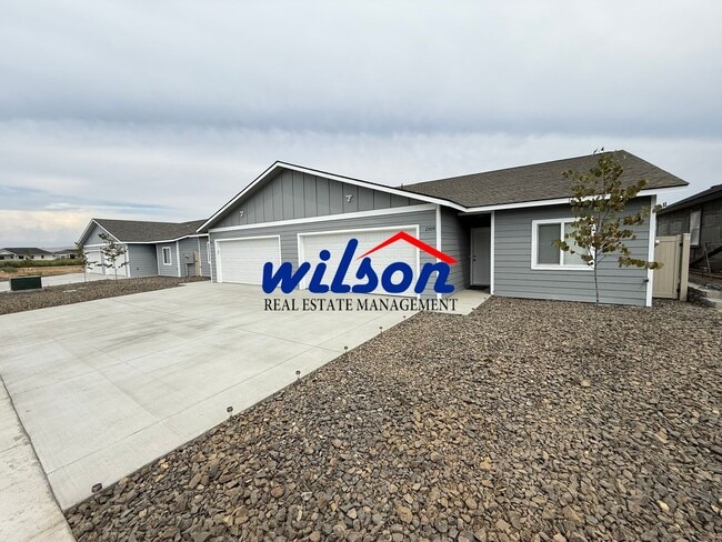 Building Photo - 2507-2509 S 47th Ave Unit 2509 Rental