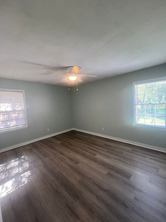 Photo - Charming 2BR/2BA Bungalow in Historic Garden City