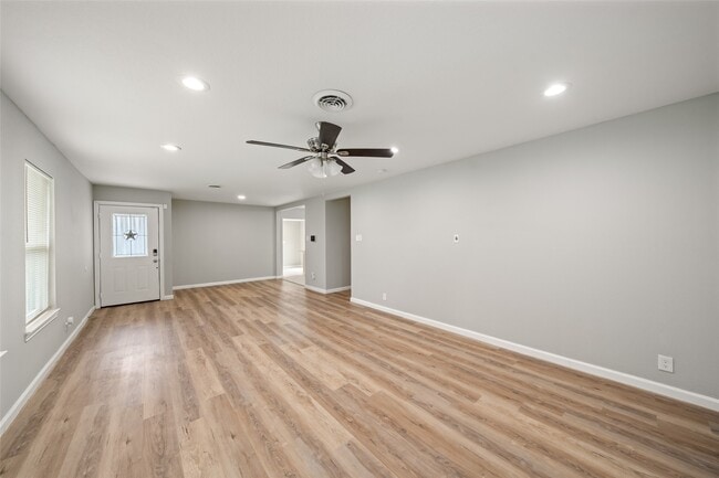 Photo - 5755 Belvedere Dr