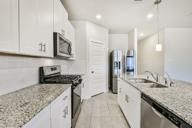 Photo - 10406 Hermann Trace