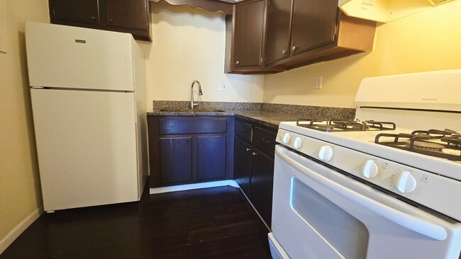 Photo - Riverside Terrace Apartments