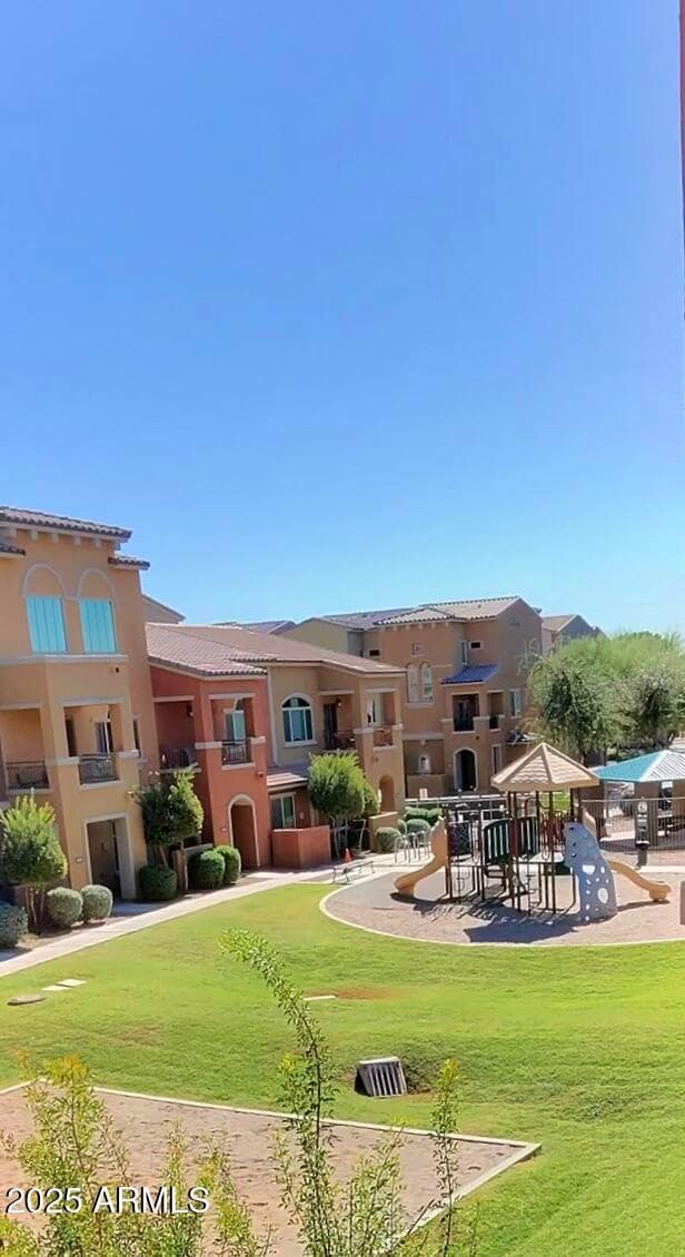 Photo - 240 W Juniper Ave