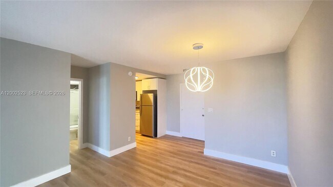 Photo - 200 S Birch Rd