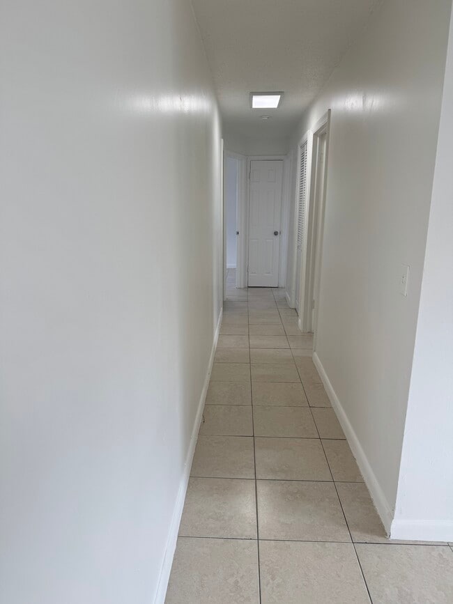 Photo - 5914 N Haverhill Rd