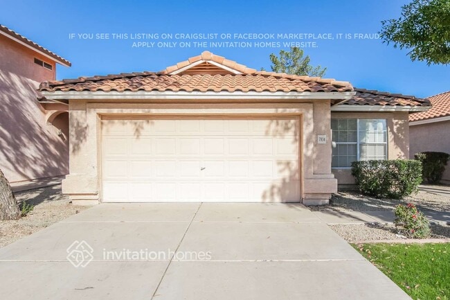 Building Photo - 7934 W Laurel Ln