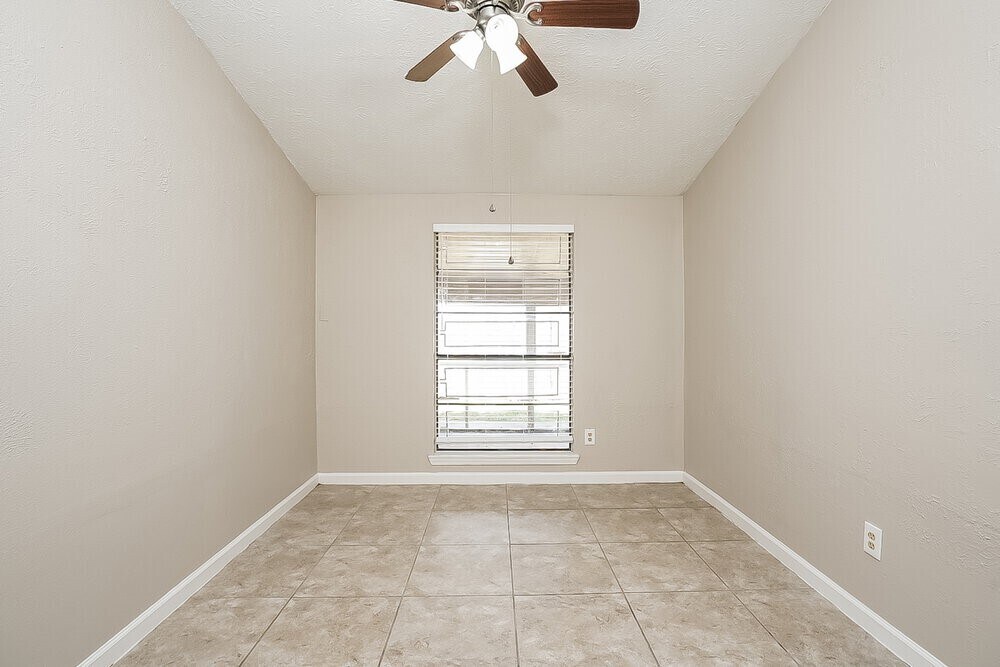 Photo - 14606 Leacrest Dr