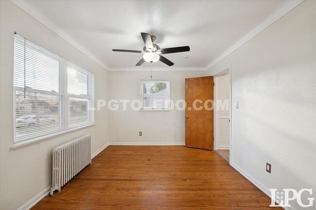 Photo - 606 W Poinsetta Ave