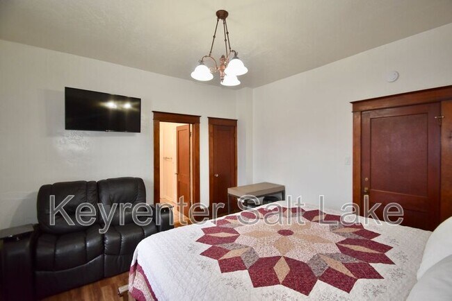 Photo - 1312 Washington Blvd Unit #1