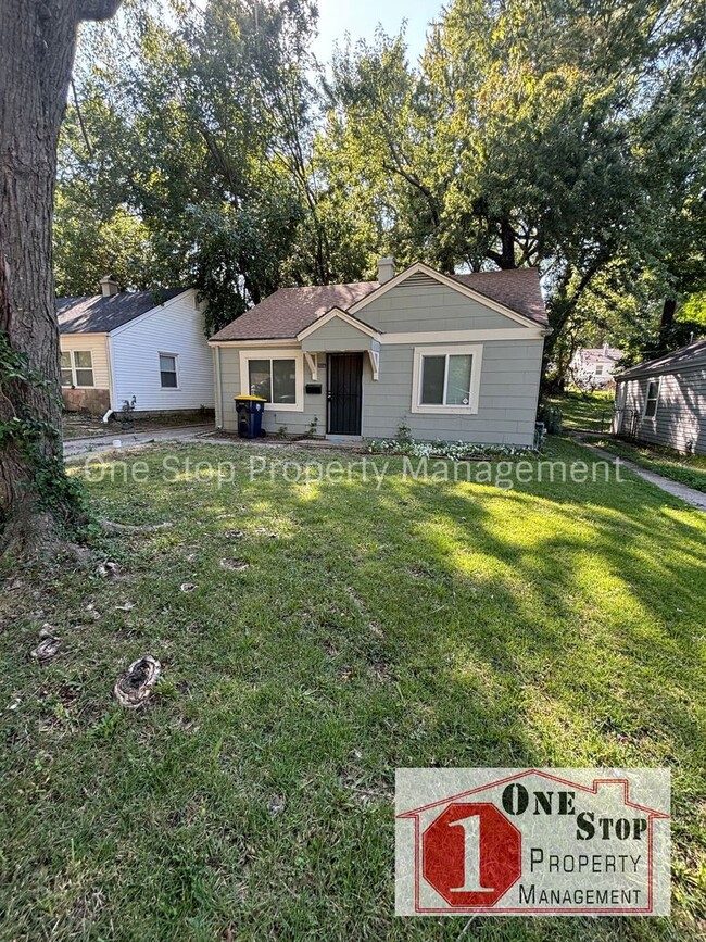 2 Bedroom 1 Bathroom in Kansas City! - 2 Bedroom 1 Bathroom in Kansas City! House