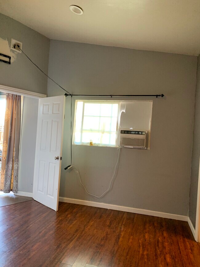 Photo - 1511 Mt Everest Ct