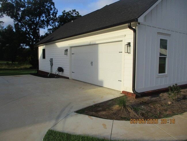 Photo - 172 Belmont Dr