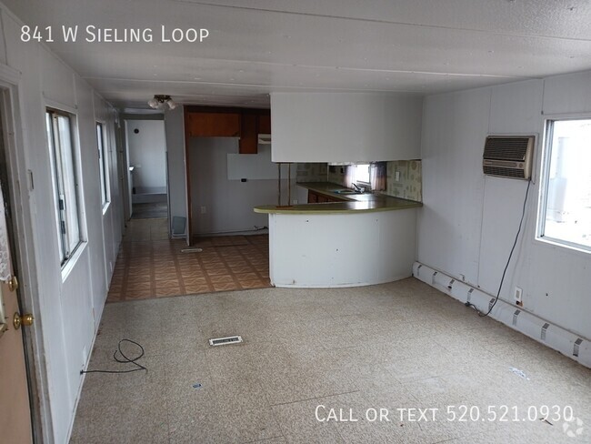 Building Photo - 2 Bed/1.5 Bath Mobile Home