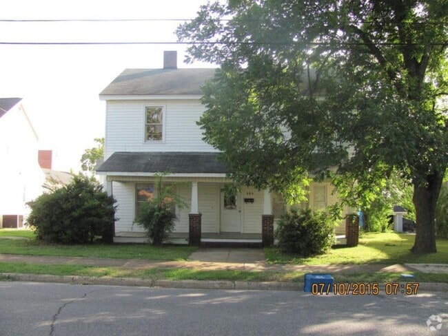 Building Photo - 305 Ebenezer Ave Rental