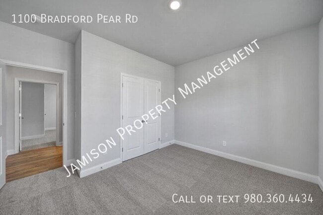 Photo - 1100 Bradford Pear Rd