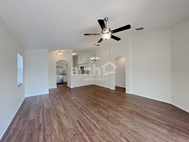 Photo - 4417 Country Hills Blvd