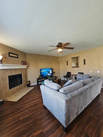 824 Green Heath Ave
