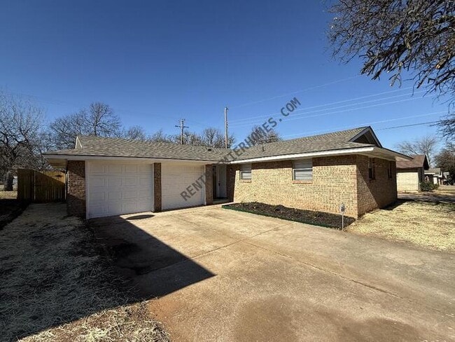 Photo - 1425 Marydale Ave