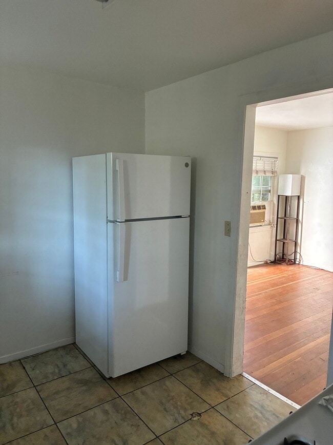 Photo - 805 N Maple St