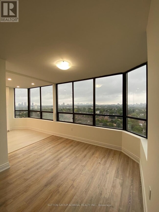 Photo - 7601 Bathurst St Unité 1505