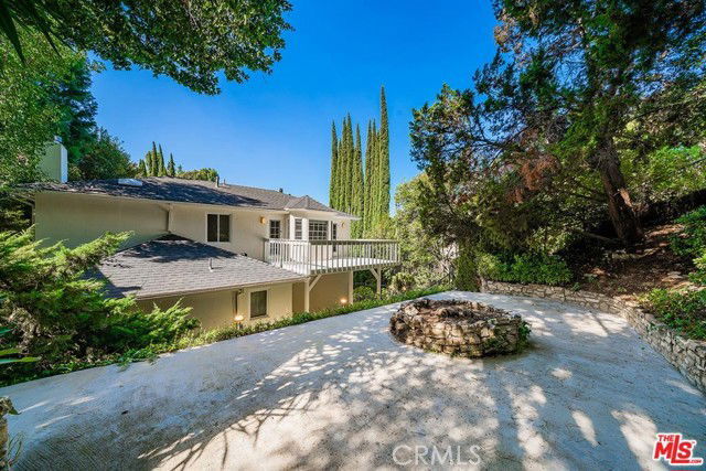 Photo - 3826 Dixie Canyon Ave