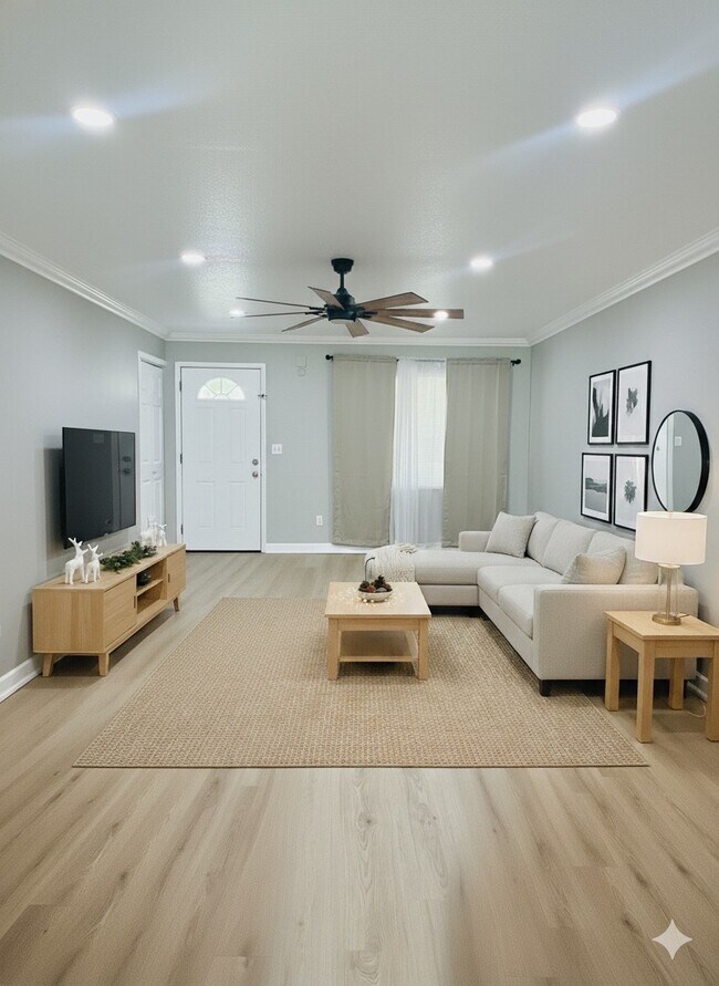 Photo - 4243 Deltona Blvd