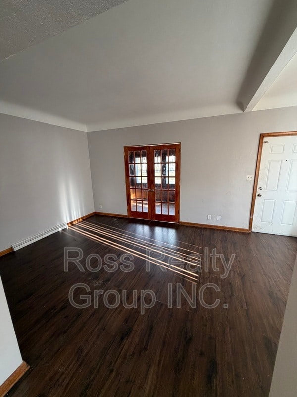 Building Photo - 413 Sandusky St