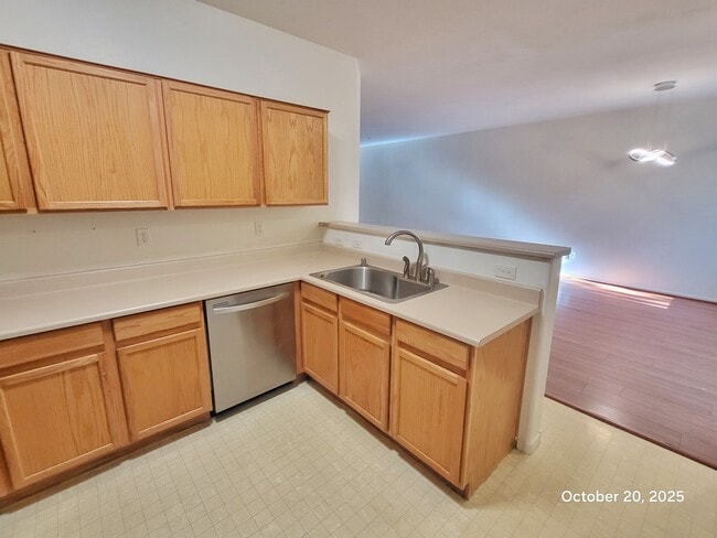 Photo - 1004 Duckhorn Ct