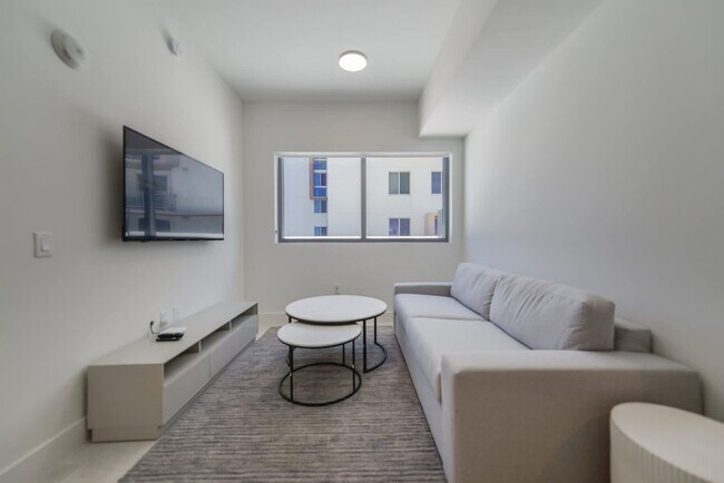 239 SW 9th St Unit SI FL11-ID1022321P