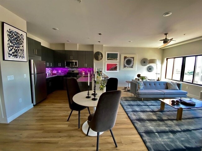 Photo - 1 Flagship St