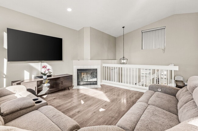 Photo - 44570 Johnston Dr