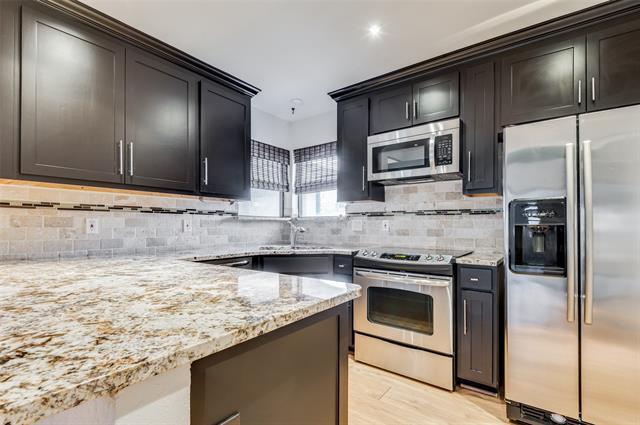 Photo - 2749 Buna Dr