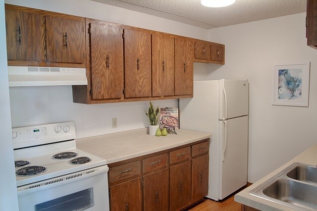 Creek Point Apartments