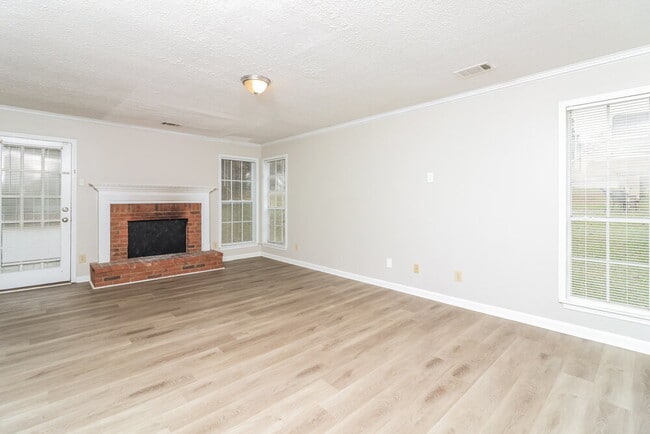 Photo - 435 Standing Rock Dr