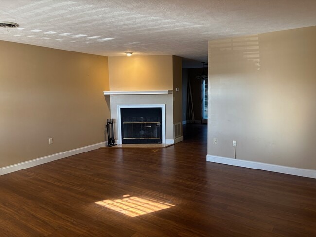 Photo - 1353 Monteverdi Ct