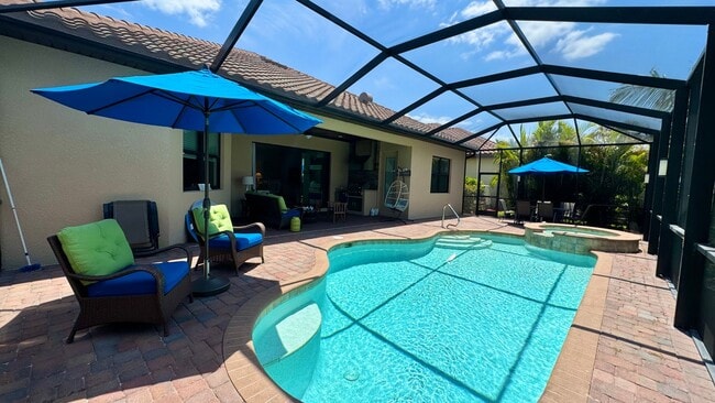 Building Photo - POOL HOME IN BONITA NATIONAL