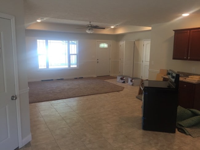 Photo - 501 Center St