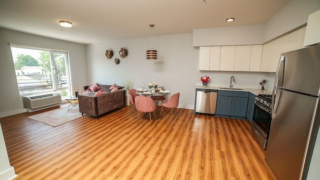 Photo - citivillage @ st. georges ave