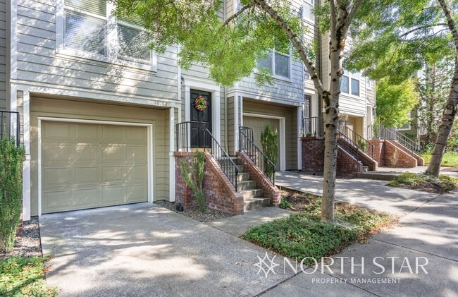 Building Photo - Forest Heights Brownstone Rental