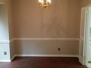 Comida - 2005 Rexford Rd