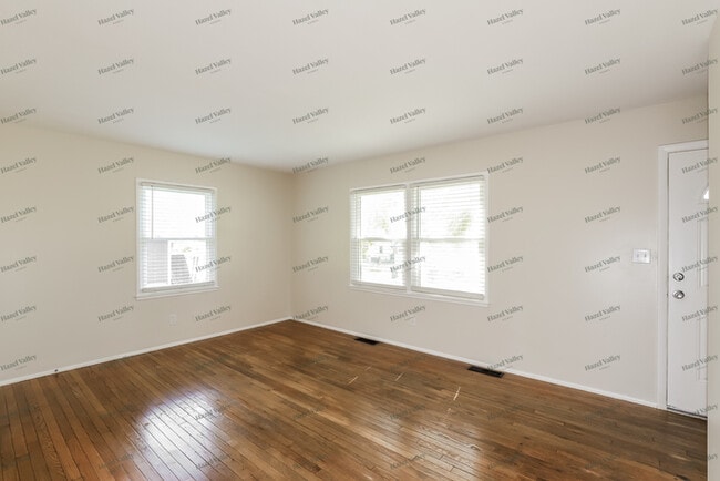 Photo - 4632 E 43 Terrace