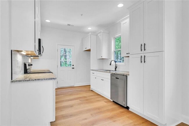 Photo - 207 Riverstone Commons Cir