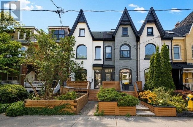 Photo - 132 Major St