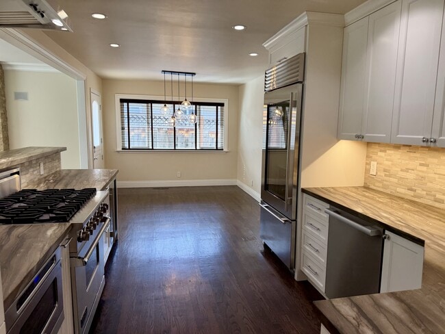 Photo - 1586 Stapleton Ct