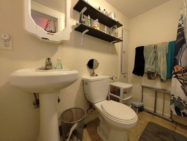 11 Medford St Unit 1