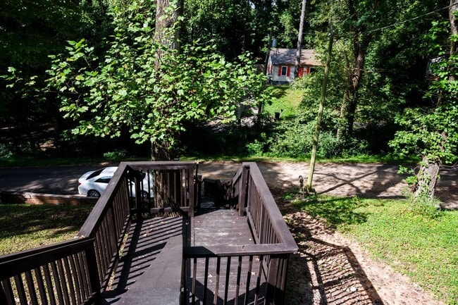 Photo - 712 Woodlawn Dr