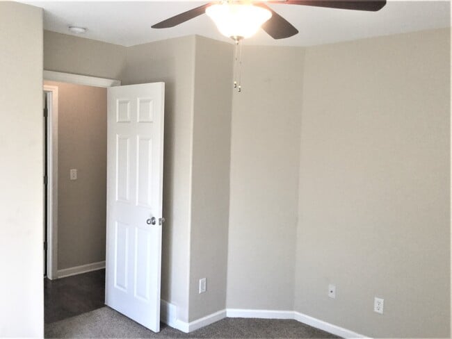 Photo - 2922 Swan Point Ct