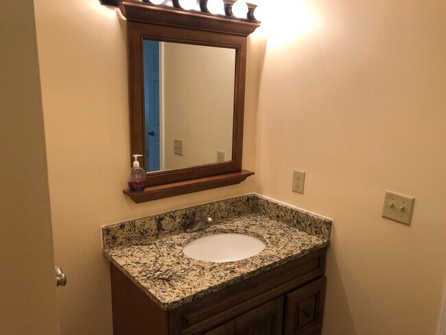 Photo - 129 Birdseye View Drive Unit A