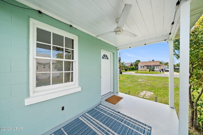 Photo - 1114 McKenzie Ave